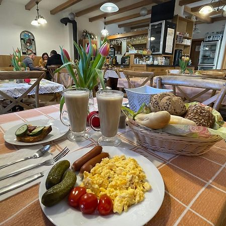 Alva Pension 2 Mikulov Εξωτερικό φωτογραφία